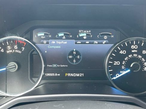 Used 2016 Ford F150 Platinum w/ Equipment Group 701A Luxury RWD image 20
