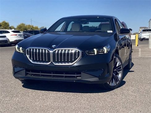 New 2025 BMW 530i 530i image 3