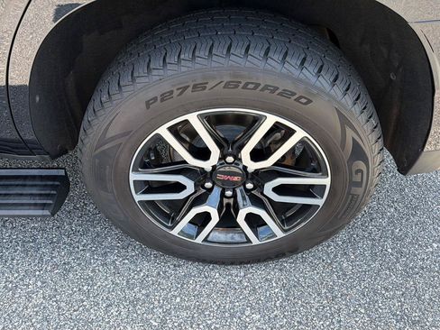Used 2022 GMC Yukon AT4 w/ Max Trailering Package AWD/4WD image 43