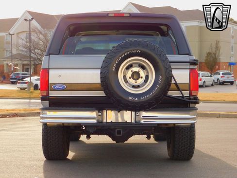Used 1992 Ford Bronco image 5