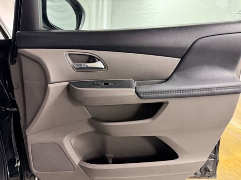 Used 2016 Honda Odyssey EX-L image 16