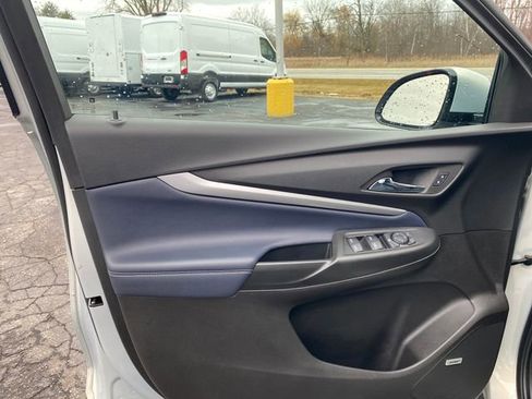 Used 2022 Chevrolet Bolt EUV Premier w/ Launch Edition image 15