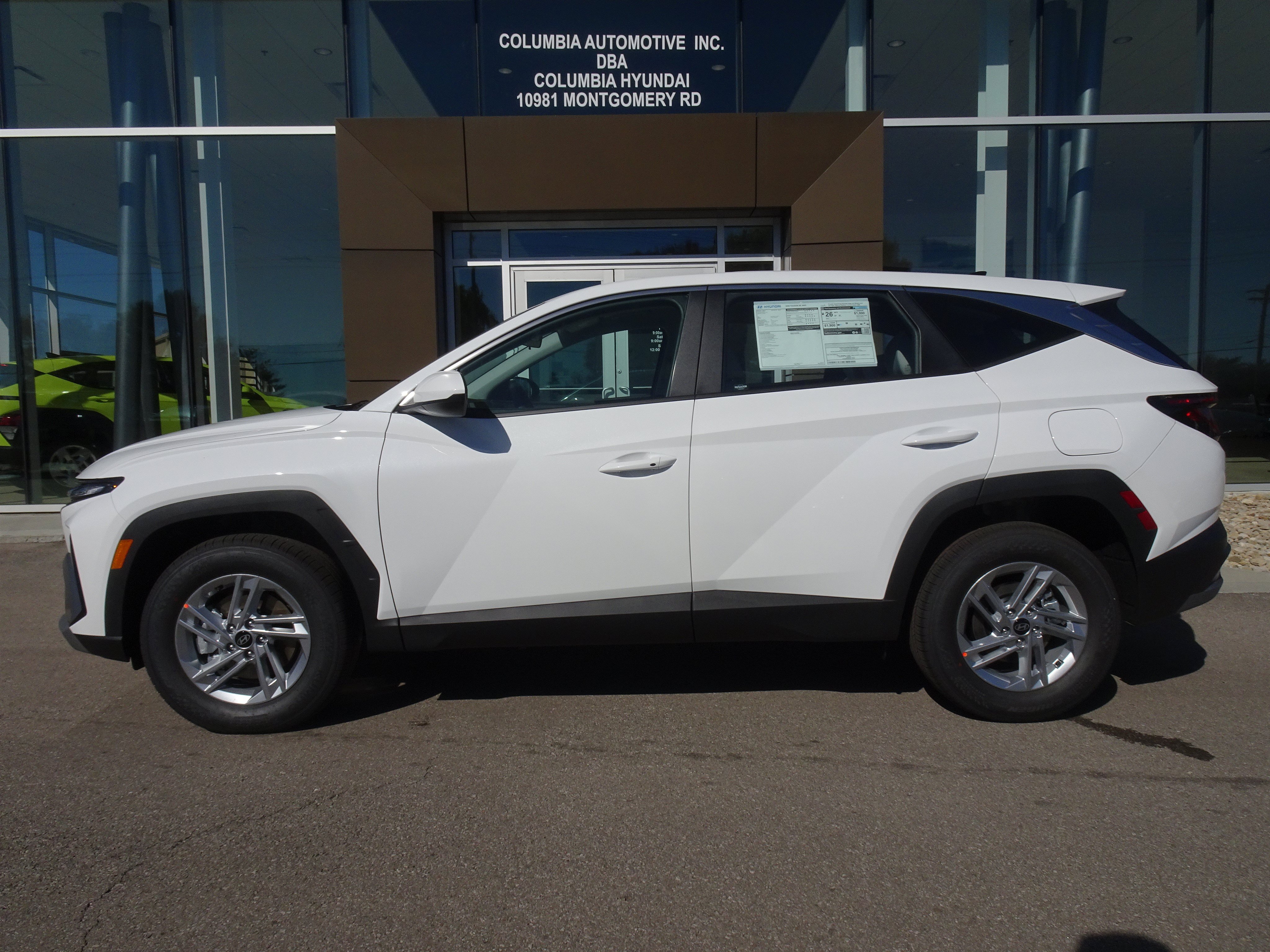 New 2026 Hyundai Tucson SE AWD/4WD image 2