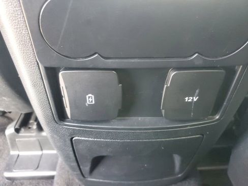 Certified 2023 Ford Explorer XLT AWD/4WD image 28