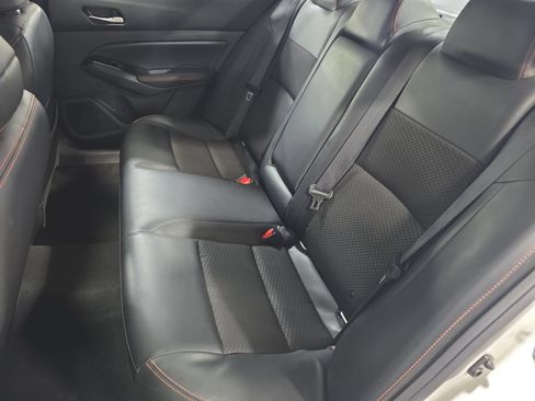Used 2024 Nissan Altima 2.5 SR FWD image 13