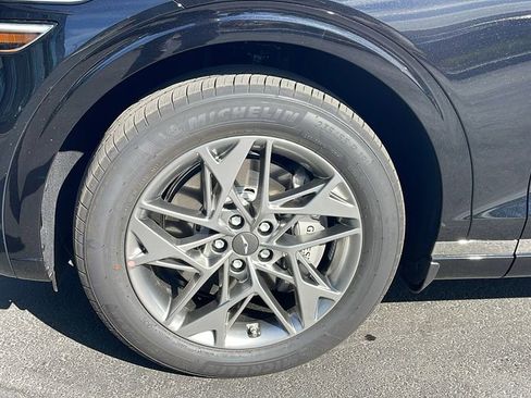 New 2025 Genesis GV70 2.5T w/ Select Package image 14