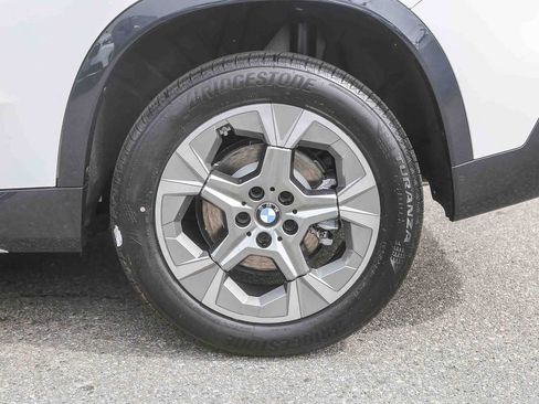 New 2026 BMW X1 xDrive28i w/ Technology Package AWD/4WD image 8