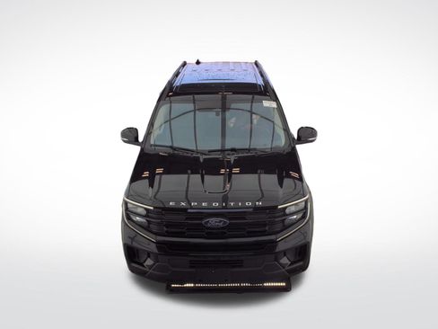 Certified 2025 Ford Expedition Max Active AWD/4WD image 3