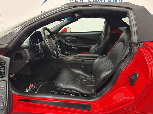 Used 2001 Chevrolet Corvette Convertible image 10