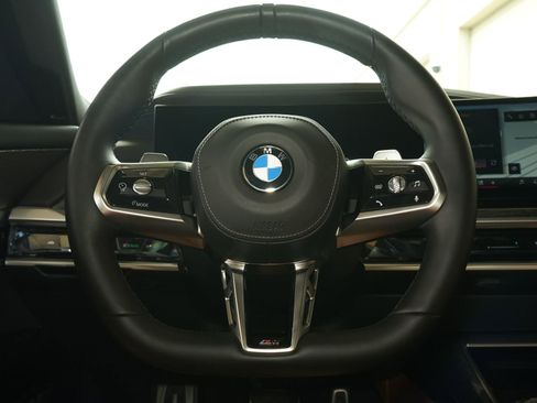 Used 2023 BMW 740i RWD image 6