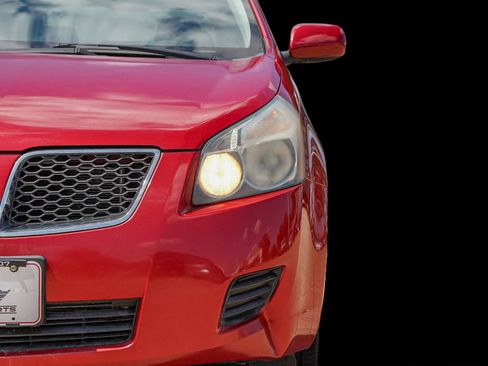 Used 2009 Pontiac Vibe w/ Preferred Package image 6