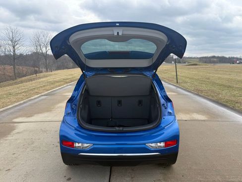 Used 2020 Chevrolet Bolt LT image 5