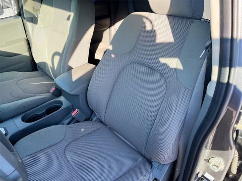 Used 2020 Nissan Frontier SV w/ Midnight Edition Floor Mats image 21