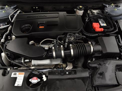 Certified 2022 Honda Accord Touring image 29
