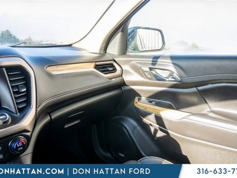 Used 2019 GMC Acadia Denali image 14