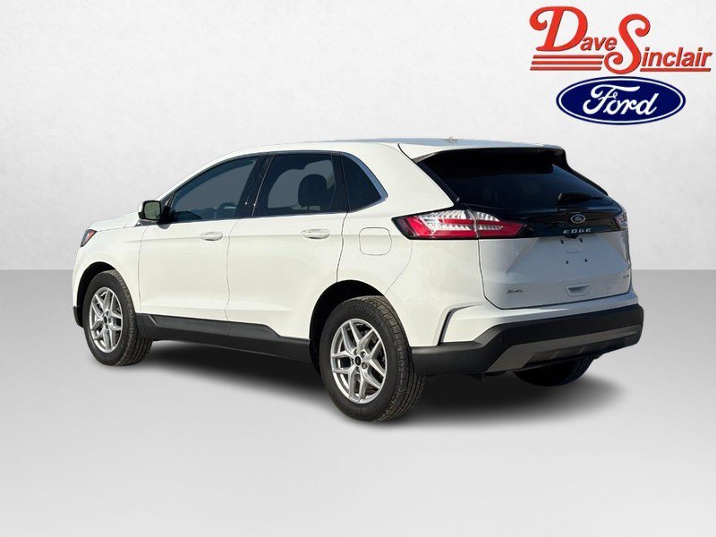 Used 2024 Ford Edge SEL w/ Convenience Package AWD/4WD image 9