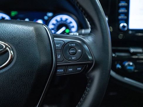 Certified 2023 Toyota Camry SE w/ Convenience Package image 19