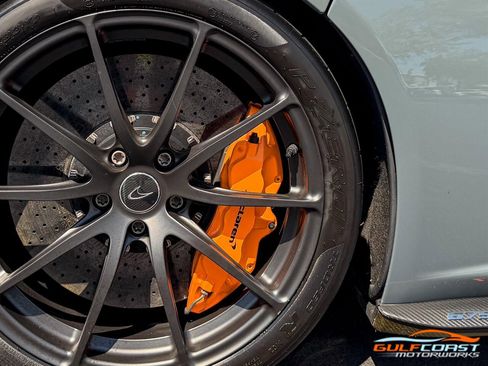 Used 2016 McLaren 675LT image 43