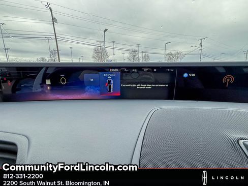 New 2026 Lincoln Nautilus Premier image 13