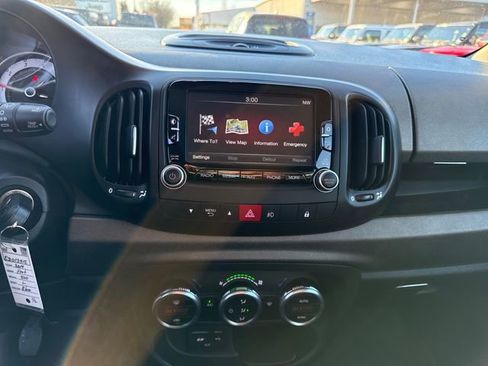 Used 2014 FIAT 500L Trekking w/ Popular Equipment Group image 22