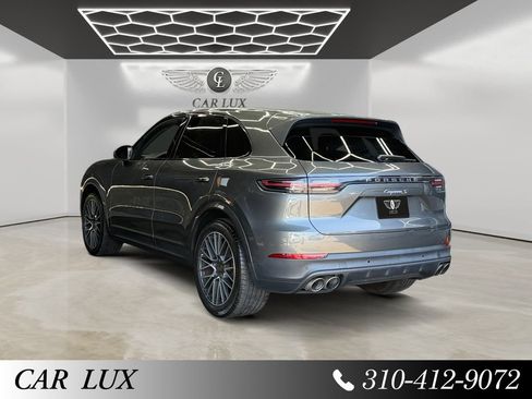 Used 2019 Porsche Cayenne S AWD/4WD image 3