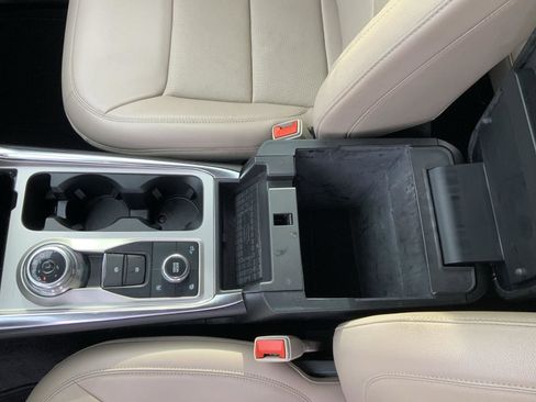 Used 2022 Ford Explorer Limited image 59