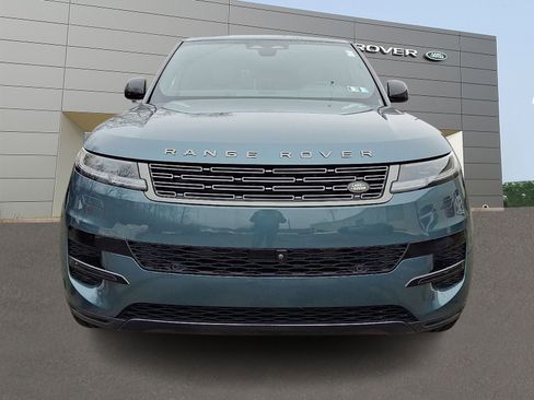 Used 2024 Land Rover Range Rover Sport SE image 8