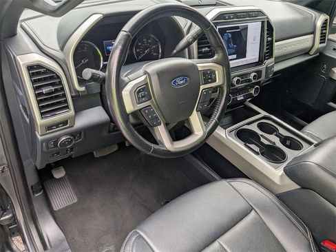 Used 2022 Ford F250 Lariat w/ Lariat Ultimate Package image 10