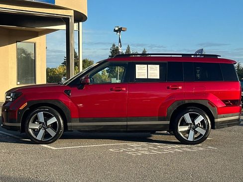 Used 2025 Hyundai Santa Fe Limited image 7