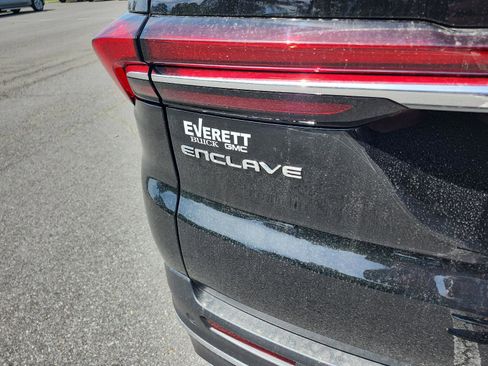 New 2026 Buick Enclave Preferred FWD image 4