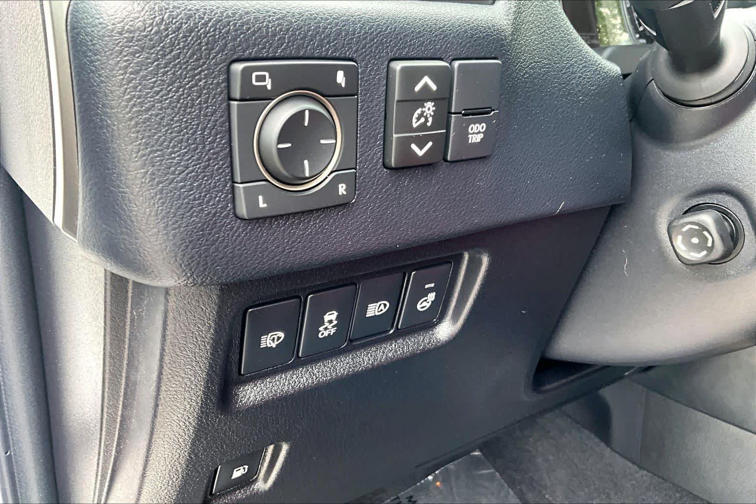 Used 2023 Lexus GX 460 Premium w/ Premium Package AWD/4WD image 33