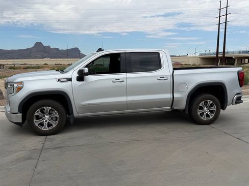 Used 2021 GMC Sierra 1500 SLE RWD image 5