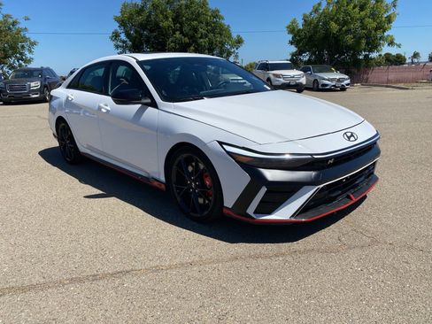 Used 2025 Hyundai Elantra N FWD image 3