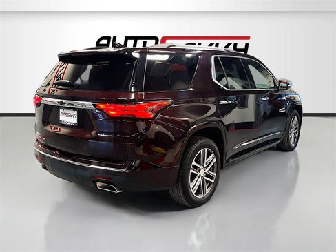 Used 2022 Chevrolet Traverse High Country w/ LPO, Floor Liner Package image 7