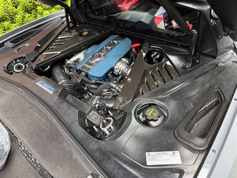 Used 2025 Chevrolet Corvette ZR1 w/ ZR1 Carbon Fiber Aero Package image 78