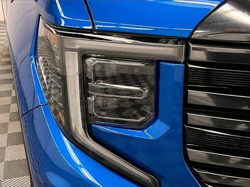 Used 2022 GMC Sierra 1500 AT4 w/ AT4 Premium Package image 33