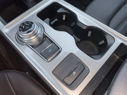 Certified 2024 Ford Edge SEL w/ Convenience Package image 14