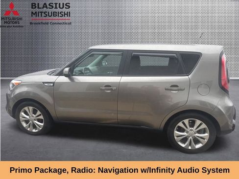 Used 2016 Kia Soul + w/ Primo Package FWD image 4