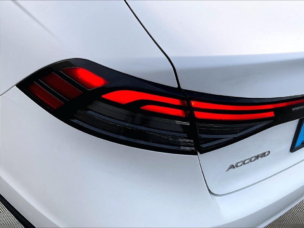 Used 2024 Honda Accord EX image 32