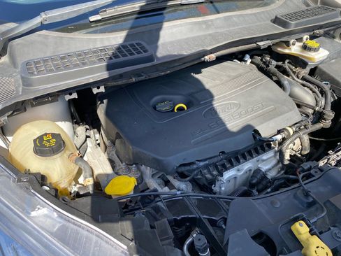 Used 2018 Ford Escape SE w/ SE SYNC Package image 33