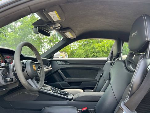 Certified 2022 Porsche 911 GT3 RWD image 21