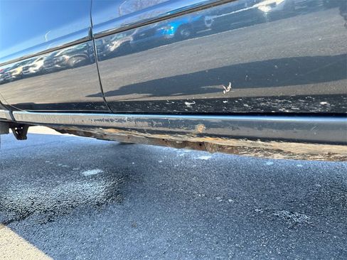 Used 2019 Chevrolet Silverado 1500 LT w/ All Star Edition image 33