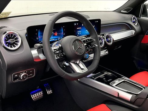 New 2026 Mercedes-Benz GLB 35 AMG 4MATIC image 6