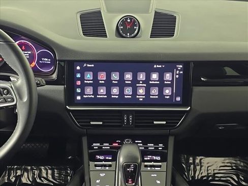 Certified 2023 Porsche Cayenne image 18