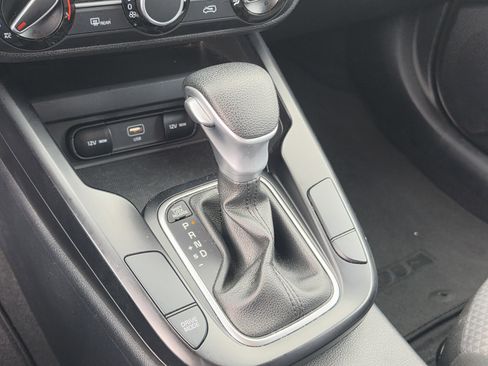 Used 2024 Kia Soul LX w/ Option Group 015 FWD image 27