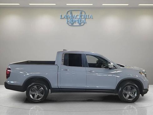 Used 2023 Honda Ridgeline RTL-E image 2