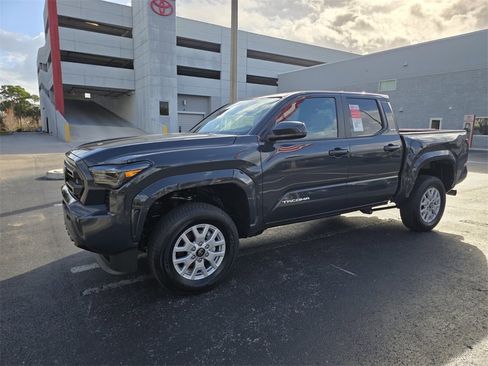 New 2026 Toyota Tacoma SR5 image 3