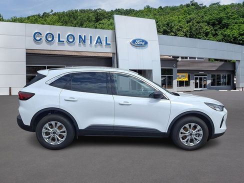 Certified 2023 Ford Escape Active AWD/4WD image 7