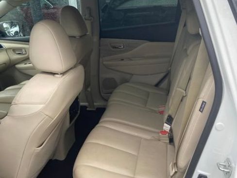 Used 2019 Nissan Murano SL w/ SL Technology Package FWD image 5