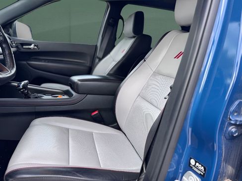 Used 2024 Dodge Durango GT image 9